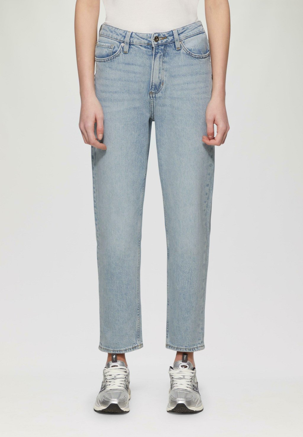 Джинсы облегающего кроя TIZIE HIGH RISE QS, синий 
Джинсы облегающего кроя TIZIE HIGH RISE QS, синий