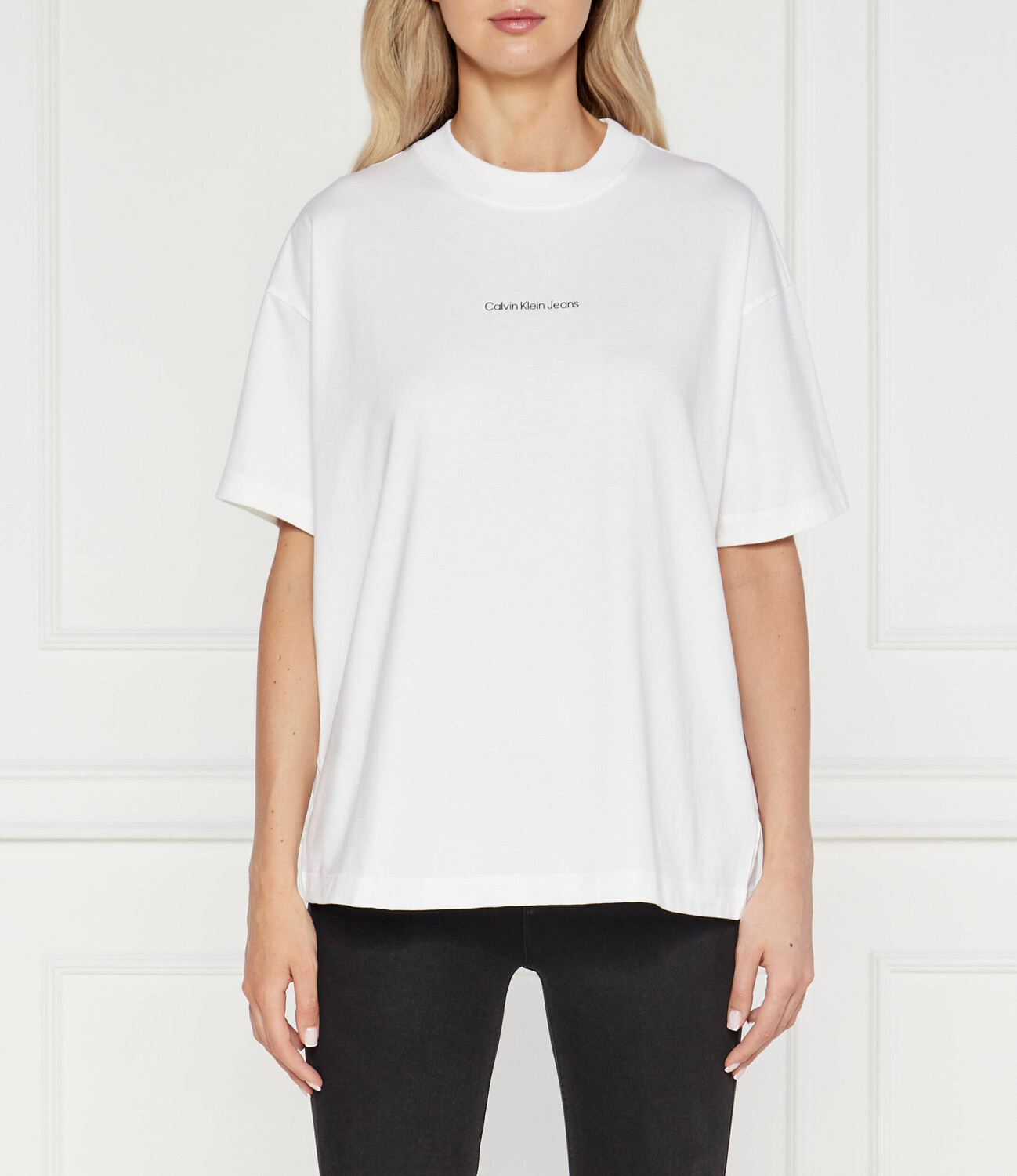 Футболка CALVIN KLEIN JEANS PHOTOPRINT Boyfriend fit, белый
Футболка CALVIN KLEIN JEANS PHOTOPRINT Boyfriend fit, белый