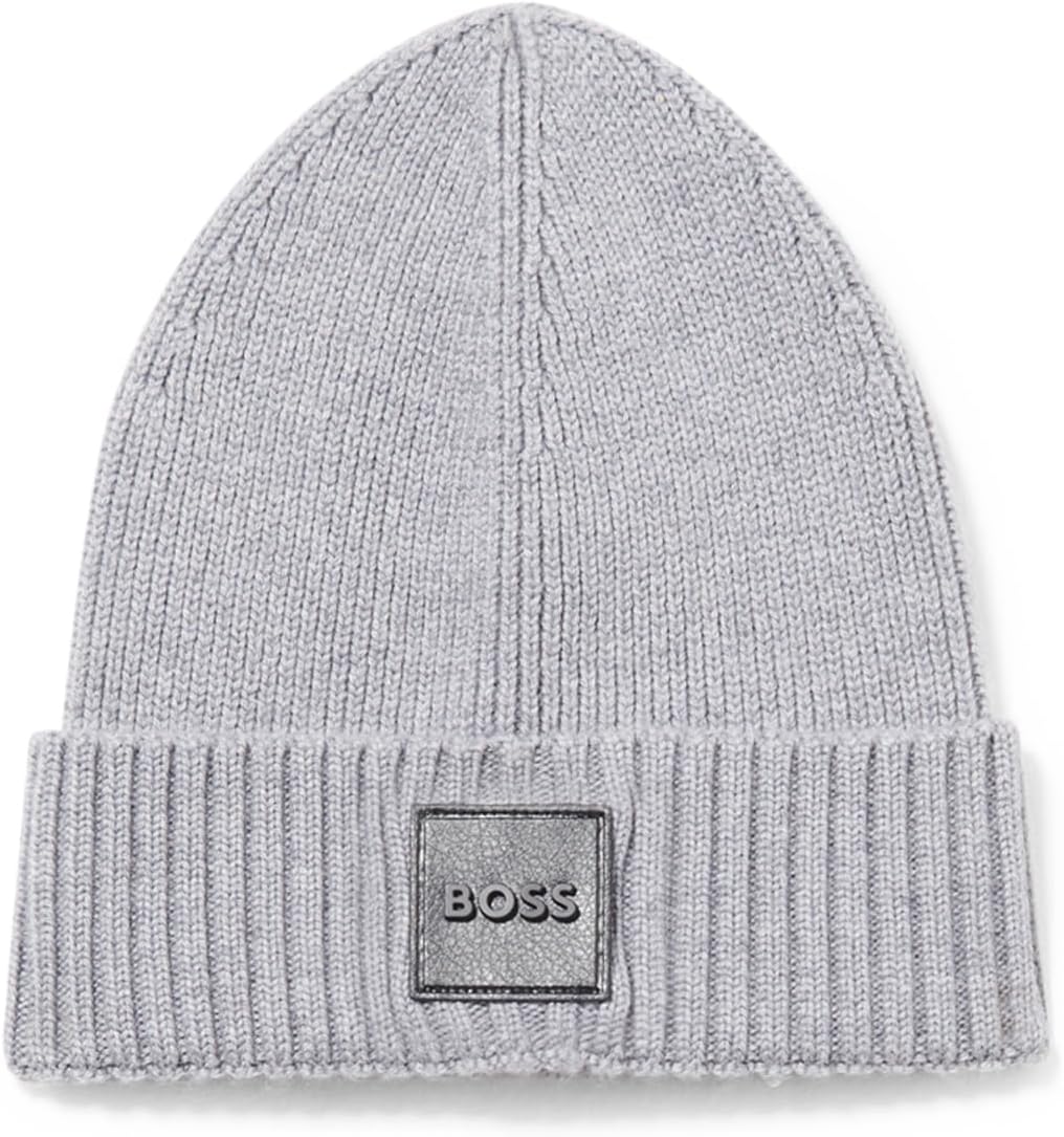 Мужская вязаная шапка с квадратным логотипом BOSS, Moonrock Grey
Мужская вязаная шапка с квадратным логотипом BOSS, Moonrock Grey
