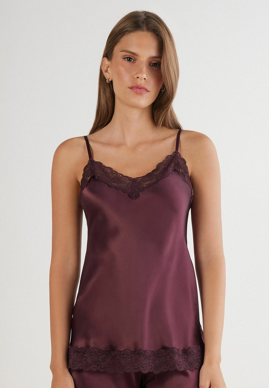 Пижамный топ Intimissimi Pyjama top, Red/Bordeaux
Пижамный топ Intimissimi Pyjama top, Red/Bordeaux