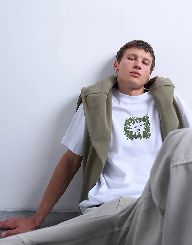 Футболка Topman свободного кроя с принтом солнца и вышивкой белого цвета
Футболка Topman свободного кроя с принтом солнца и вышивкой белого цвета