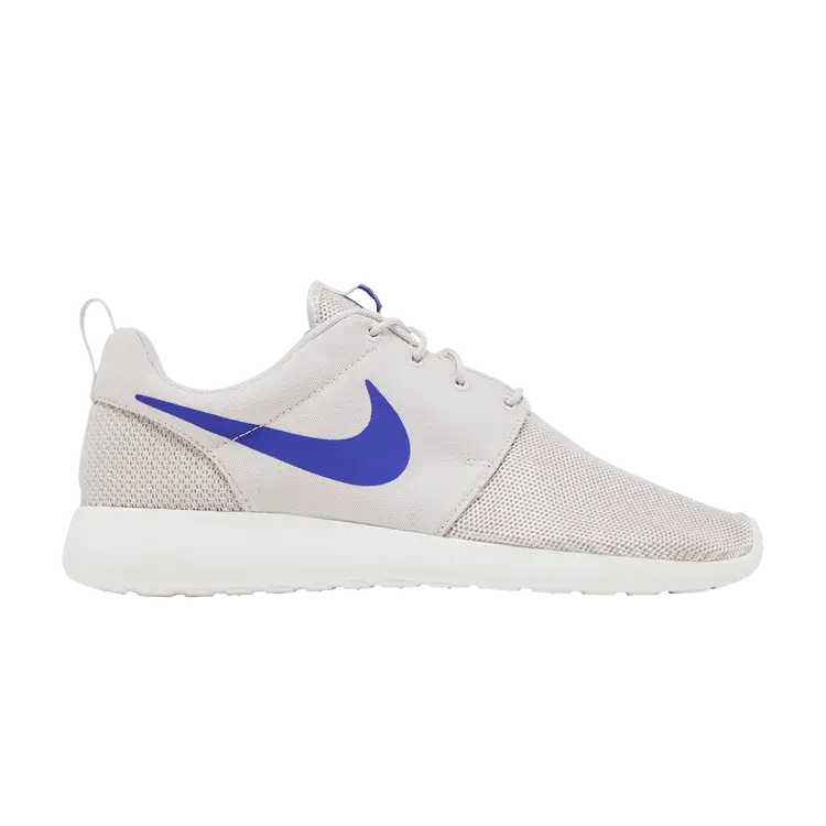 Кроссовки Nike Roshe One 'Desert Sand Violet', желто-коричневый
Кроссовки Nike Roshe One 'Desert Sand Violet', желто-коричневый