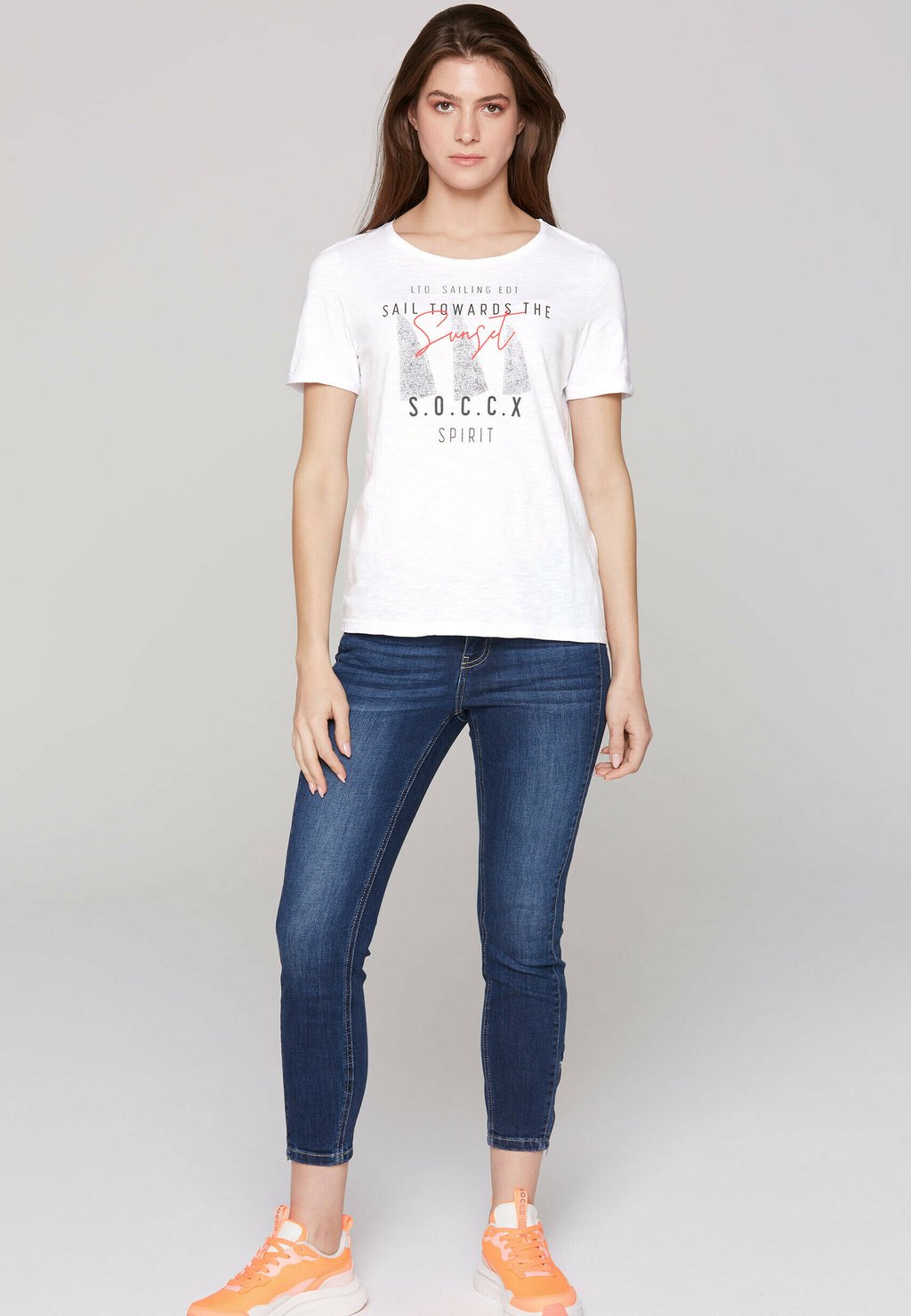 Футболка с принтом FIT MIT ARTWORK Soccx, белый
Футболка с принтом FIT MIT ARTWORK Soccx, белый