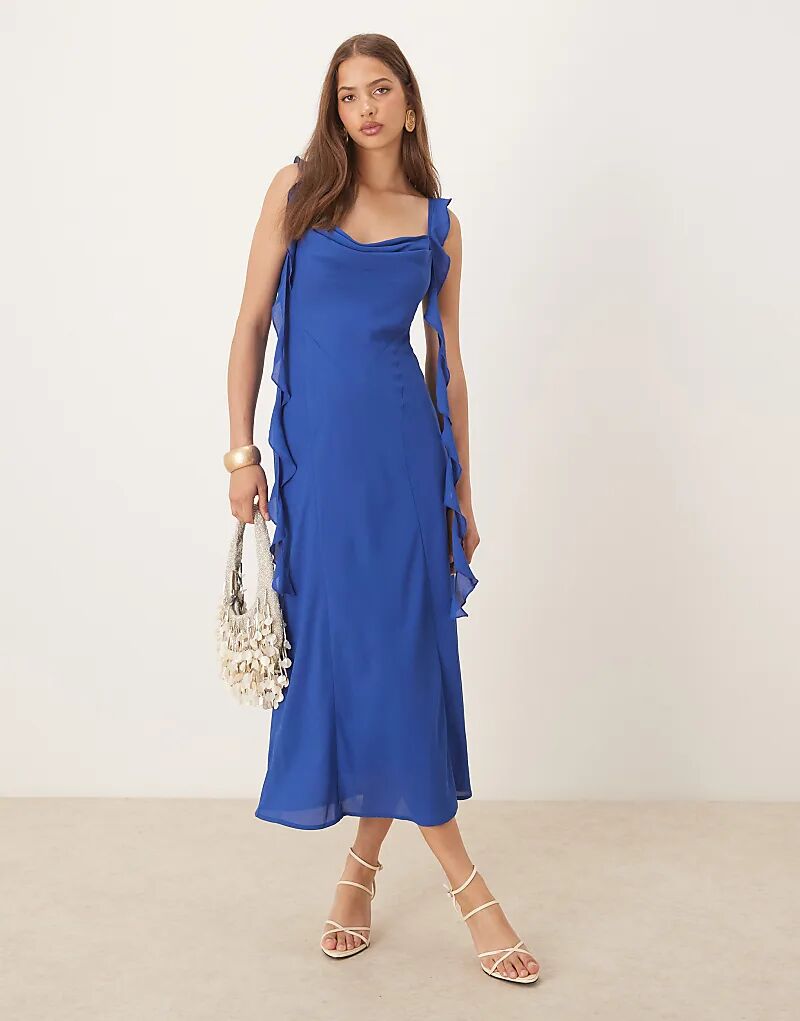Платье Pretty Lavish Rya midaxi в цвете кобальтово-синий
Платье Pretty Lavish Rya midaxi в цвете кобальтово-синий