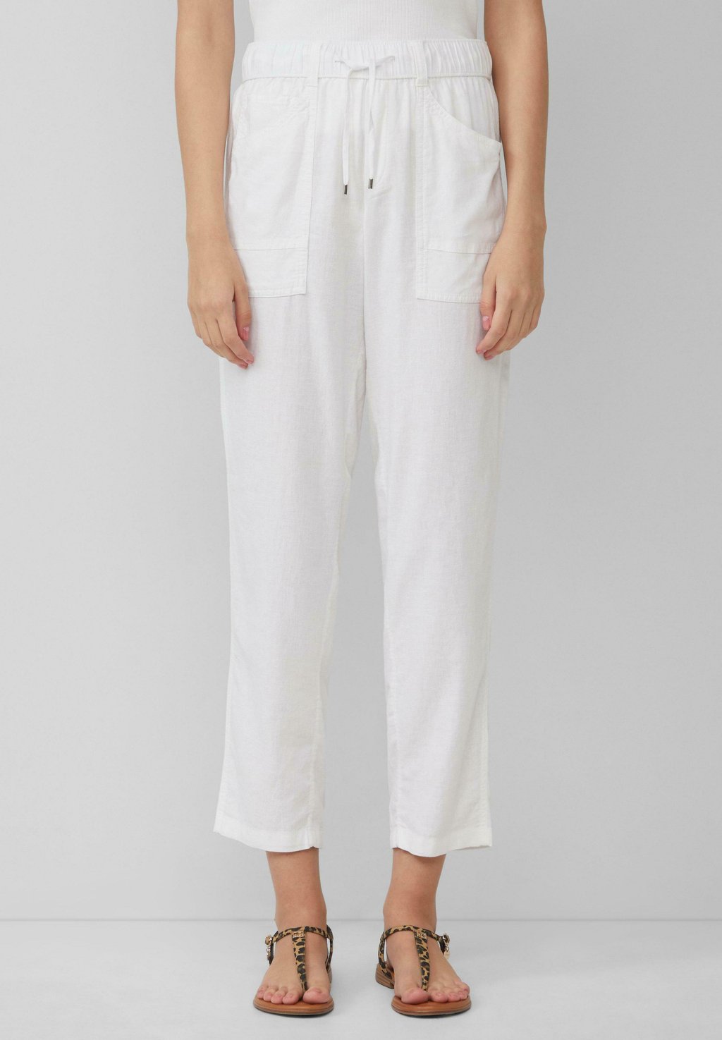 Брюки MIT ELASTIKBUND s.Oliver, белый
Брюки MIT ELASTIKBUND s.Oliver, белый