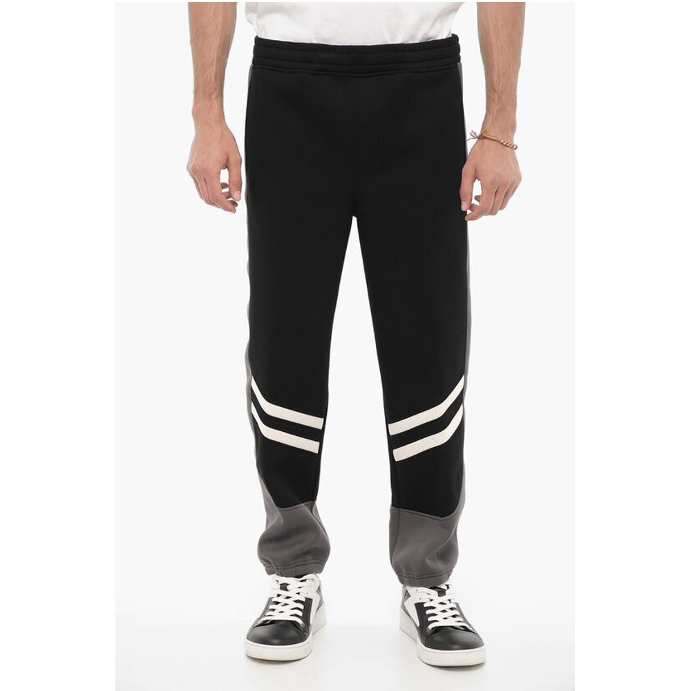 Неопреновые облегающие джоггеры с контрастными деталями Neil Barrett, Black
Неопреновые облегающие джоггеры с контрастными деталями Neil Barrett, Black