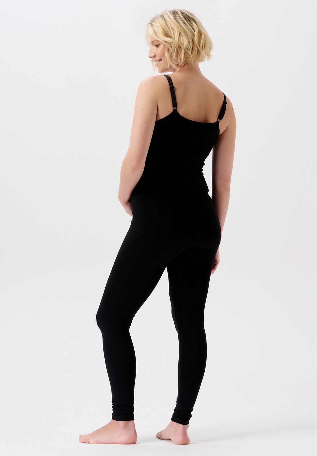 Топ NOPPIES MATERNITY ESSENTIALS SEAMLESS NURSING TOP EVI SENSIL® BREEZE Noppies, черный
Топ NOPPIES MATERNITY ESSENTIALS SEAMLESS NURSING TOP EVI SENSIL® BREEZE Noppies, черный