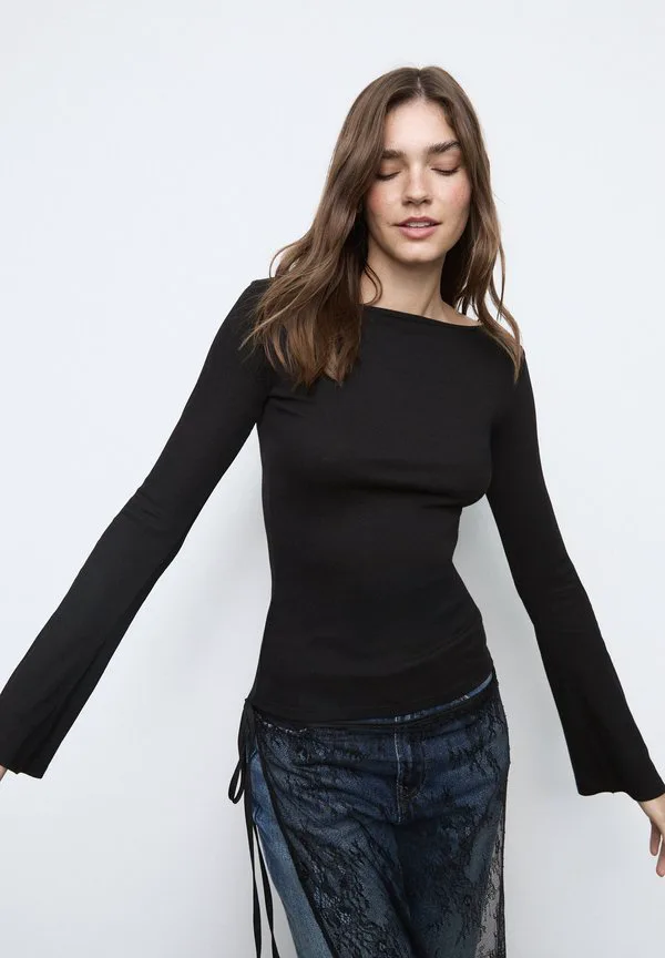 Простая футболка с длинными рукавами-колоколами Stradivarius, Black, Черный, Простая футболка с длинными рукавами-колоколами Stradivarius, Black
Простая футболка с длинными рукавами-колоколами Stradivarius, Black, Черный, Простая футболка с длинными рукавами-колоколами Stradivarius, Black