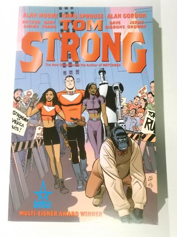 Tom Strong - Book 01 (WildStorm)
Tom Strong - Book 01 (WildStorm)