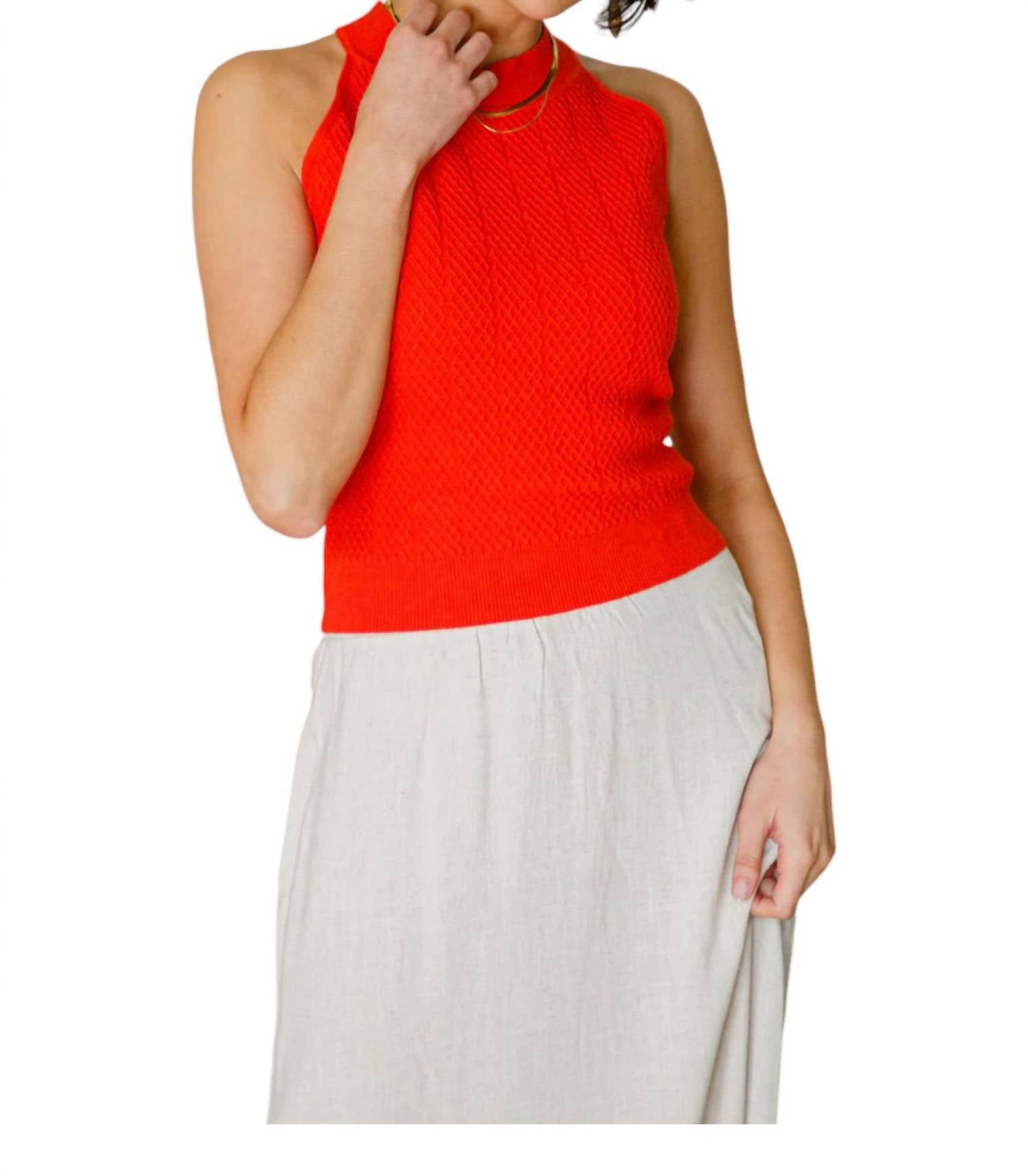 Футболка Memories Tank в красном цвете Hailey & Co 
Футболка Memories Tank в красном цвете Hailey & Co