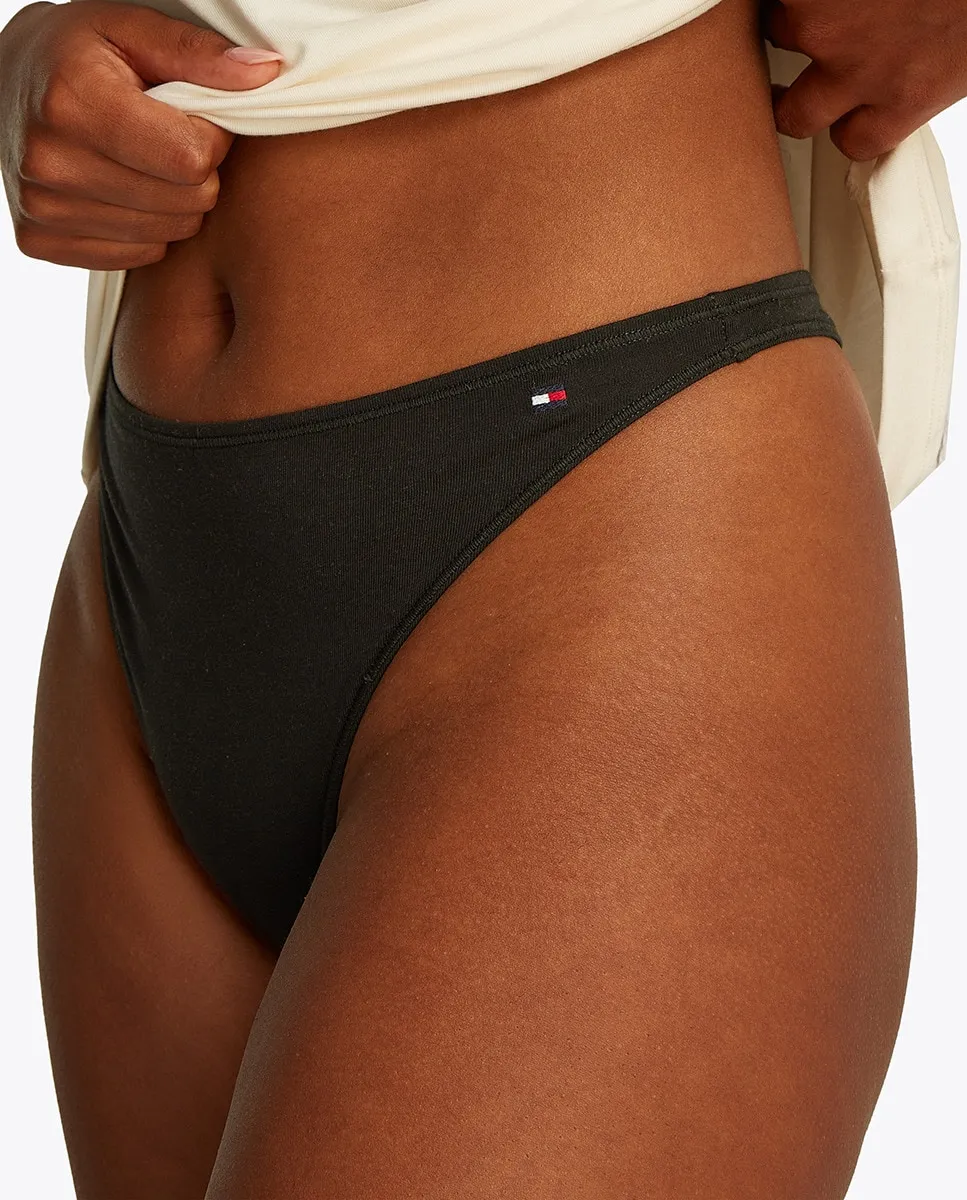 Упаковка из 3 трусиков-стрингов с логотипом флага Tommy Hilfiger, черный
Упаковка из 3 трусиков-стрингов с логотипом флага Tommy Hilfiger, черный