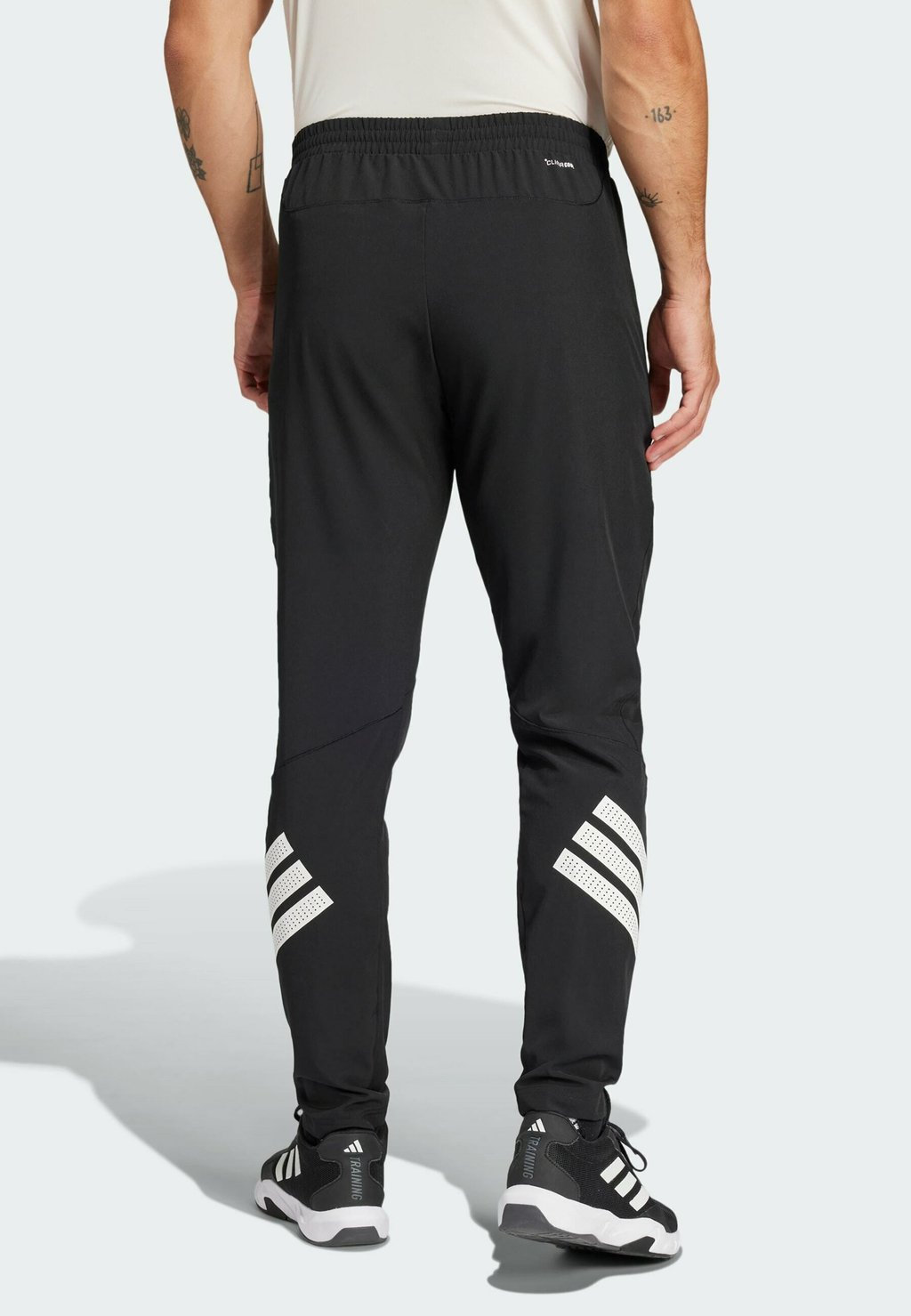 Спортивные брюки ICON adidas Performance, черный 
Спортивные брюки ICON adidas Performance, черный