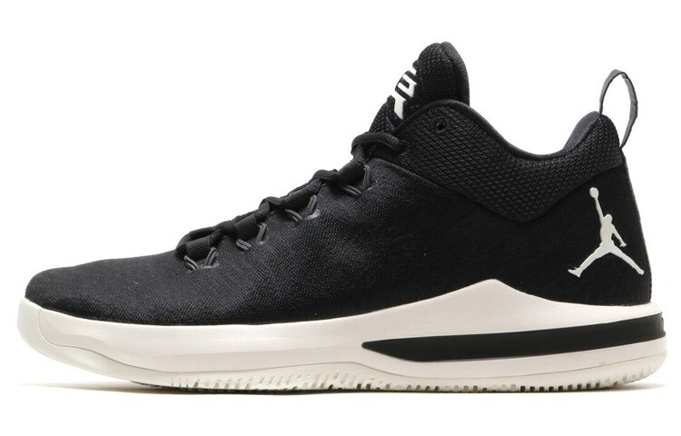 Баскетбольные кроссовки Jordan CP3 10 мужские
Баскетбольные кроссовки Jordan CP3 10 мужские