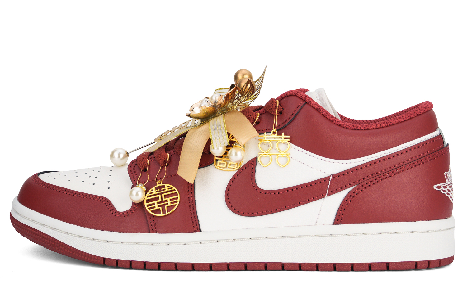 Jordan Air 1 Married In Love устойчивые к истиранию низкие винтажные баскетбольные кроссовки мужские red
Jordan Air 1 Married In Love устойчивые к истиранию низкие винтажные баскетбольные кроссовки мужские red