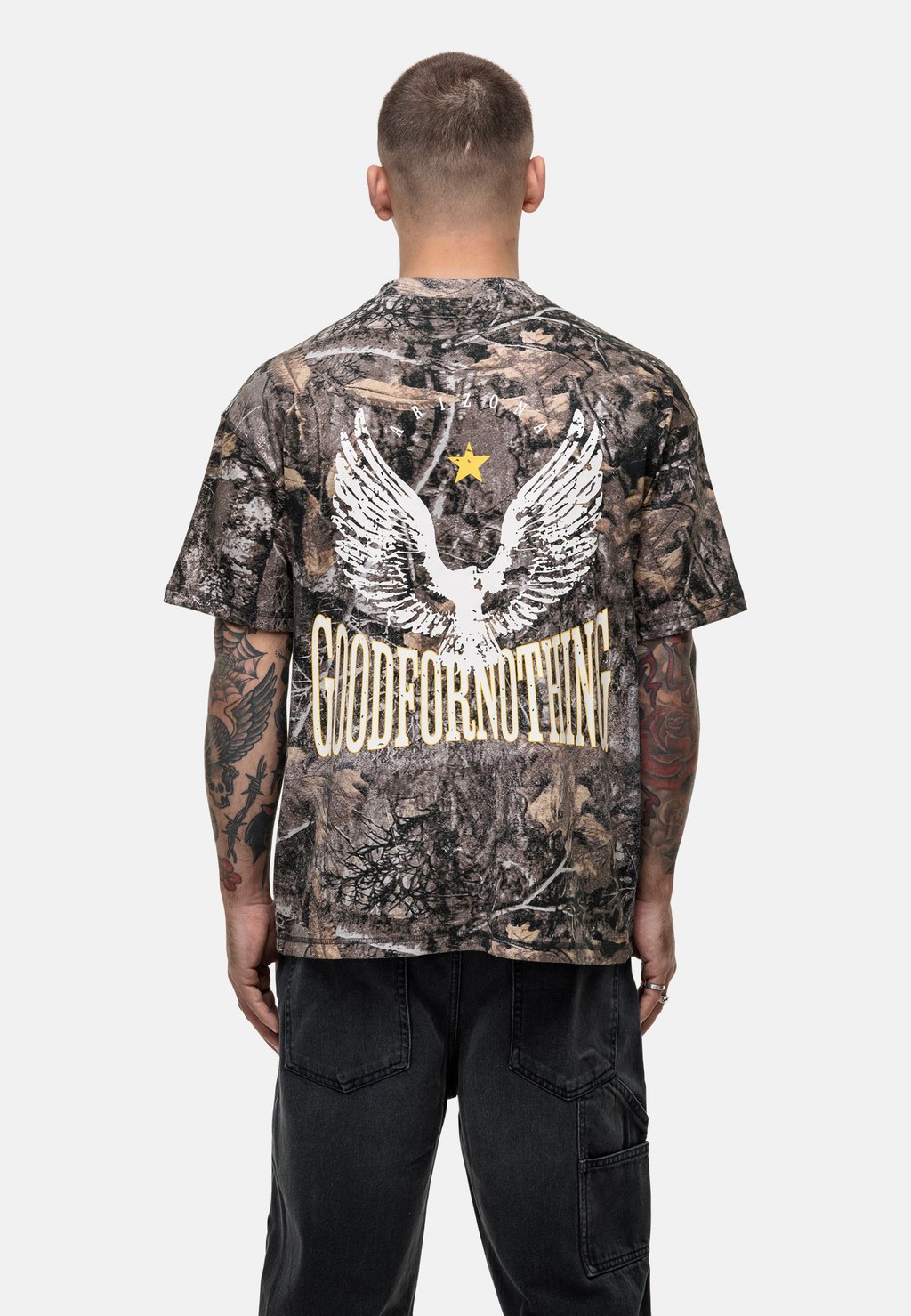 Футболка с принтом FORARIZO Good For Nothing, черный
Футболка с принтом FORARIZO Good For Nothing, черный