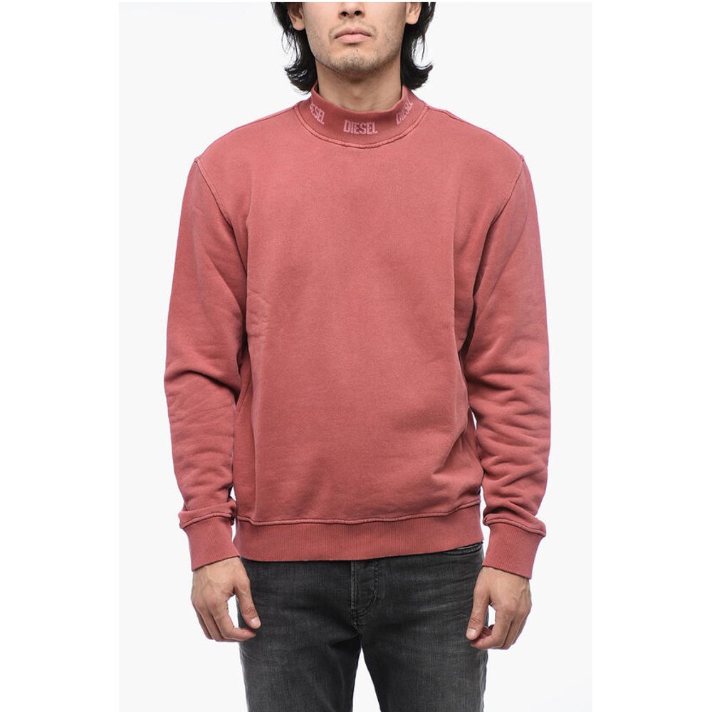 Свитшот с полуводолазкой и логотипом S-NORIS-JAC Diesel, Red
Свитшот с полуводолазкой и логотипом S-NORIS-JAC Diesel, Red