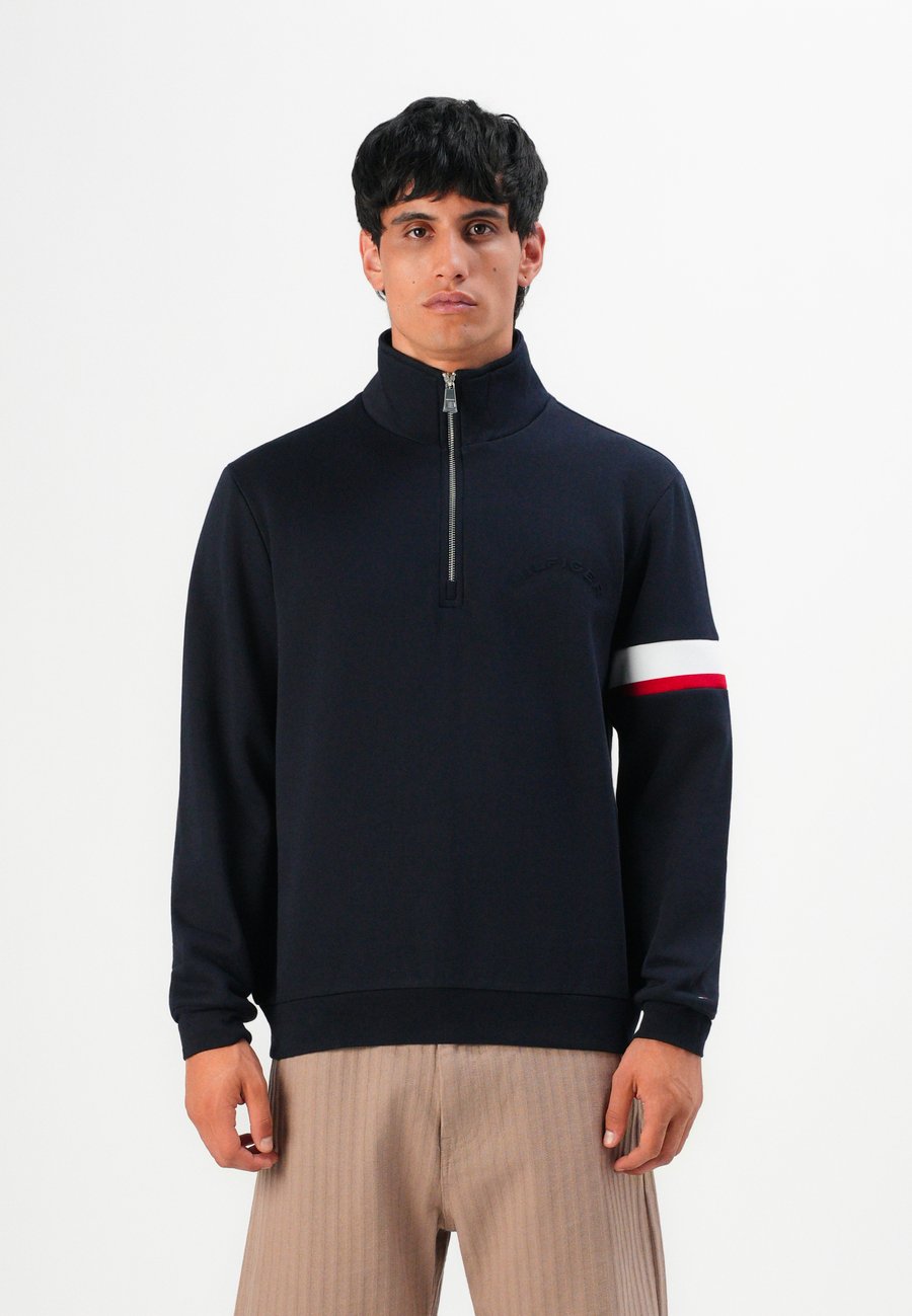 Толстовка Tommy Hilfiger INSERT ZIP, Desert Sky/Dark Blue
Толстовка Tommy Hilfiger INSERT ZIP, Desert Sky/Dark Blue