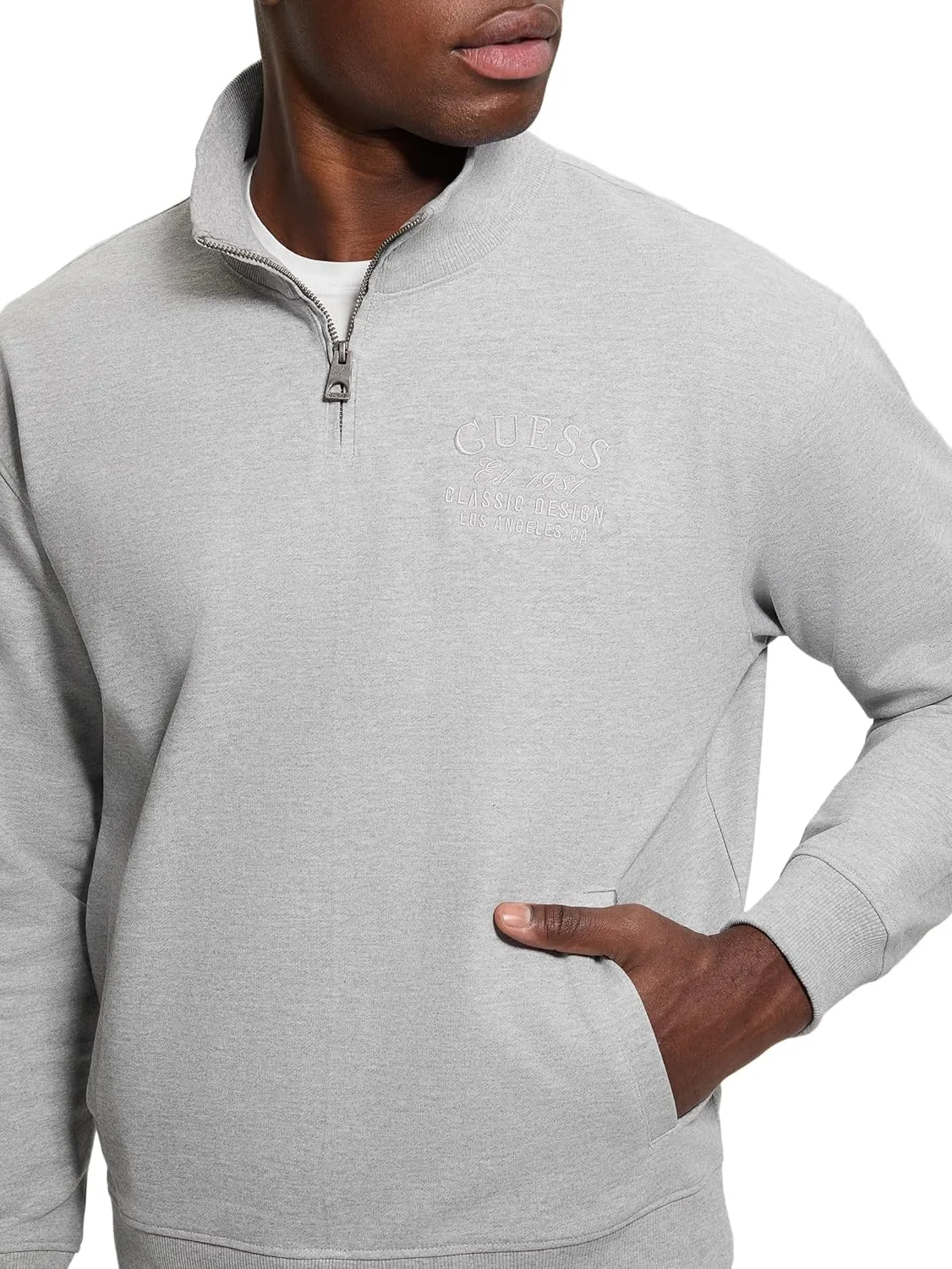 Свитер Eco Tyler с молнией и воротником стойкой GUESS
Свитер Eco Tyler с молнией и воротником стойкой GUESS