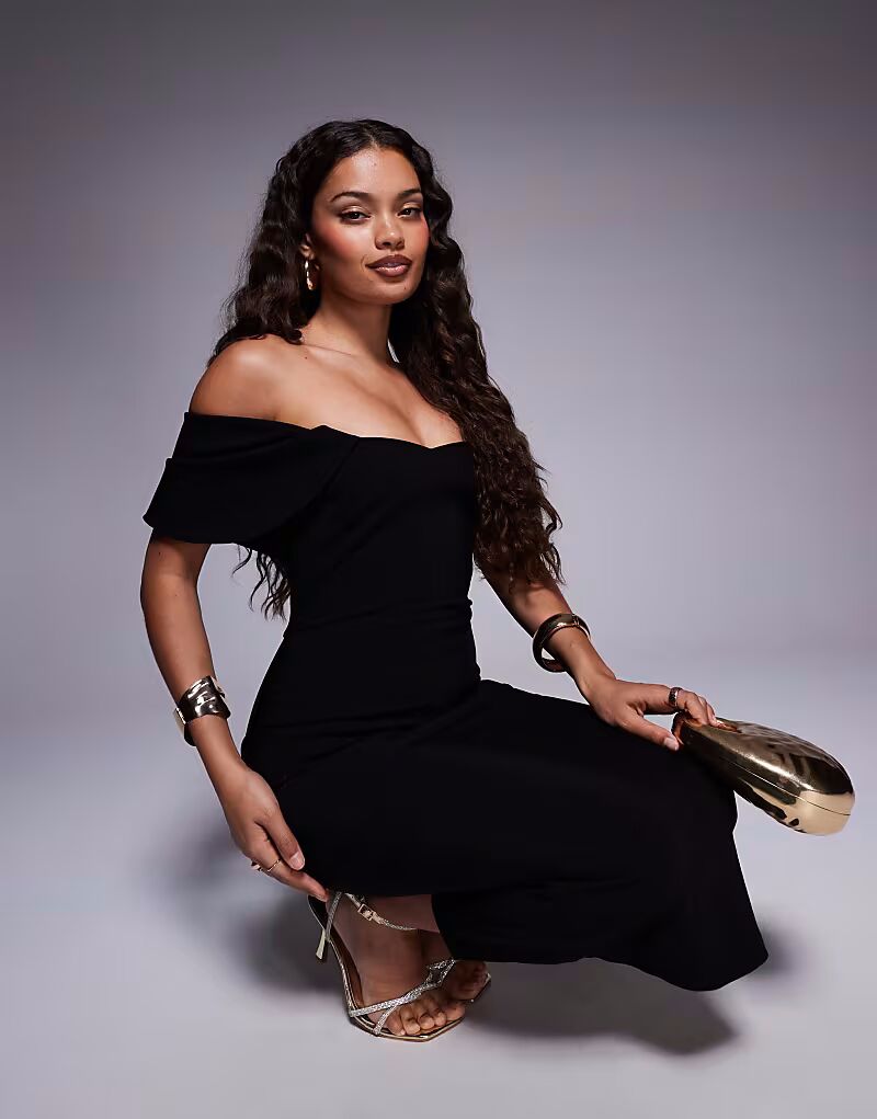 Платье мидакси Vesper Petite bengaline с драпировкой на рукавах и вырезом-стойкой черного цвета
Платье мидакси Vesper Petite bengaline с драпировкой на рукавах и вырезом-стойкой черного цвета