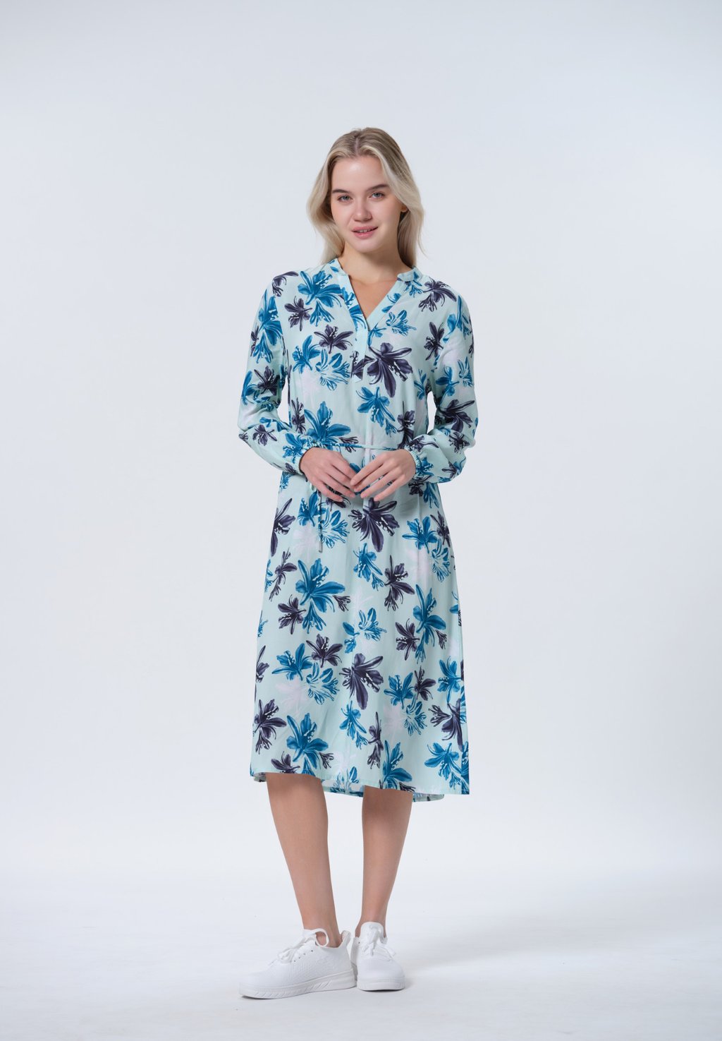 Повседневное платье GYTTJA Luhta, светло-зеленый
Повседневное платье GYTTJA Luhta, светло-зеленый