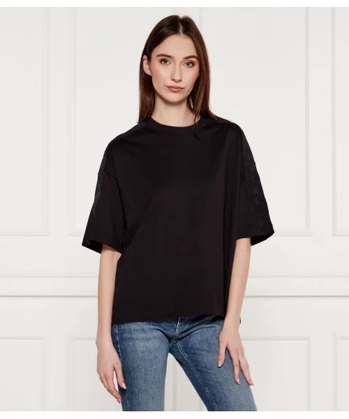 Футболка Relaxed fit Armani Exchange, черный
Футболка Relaxed fit Armani Exchange, черный