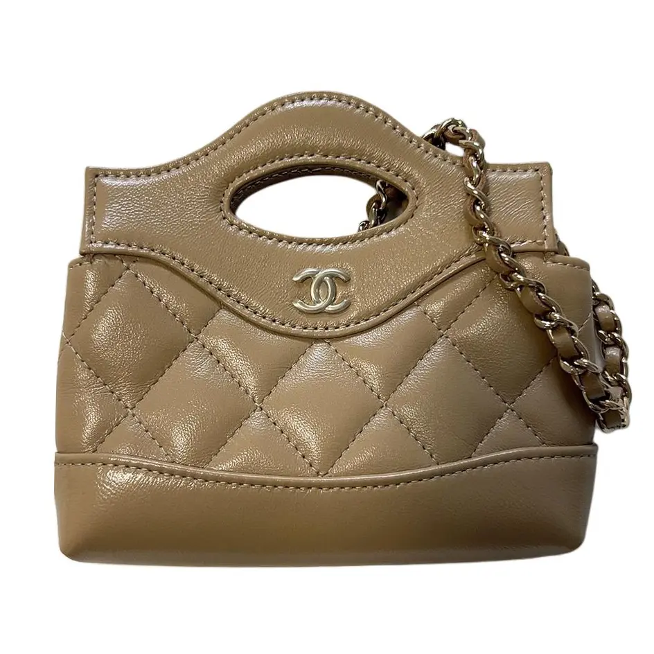 CHANEL Сумка через плечо из овчины 
CHANEL Сумка через плечо из овчины