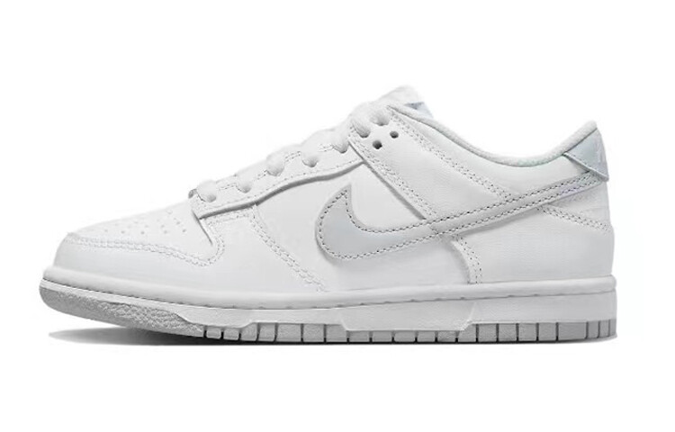 Кроссовки Nike Dunk Skateboarding Shoes Men Low-top Brown, коричневый
Кроссовки Nike Dunk Skateboarding Shoes Men Low-top Brown, коричневый
