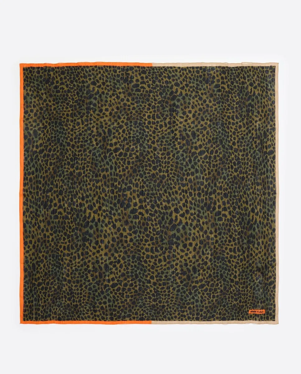 Женский шарф с принтом "гепард" Bimba Y Lola, хаки
Женский шарф с принтом "гепард" Bimba Y Lola, хаки