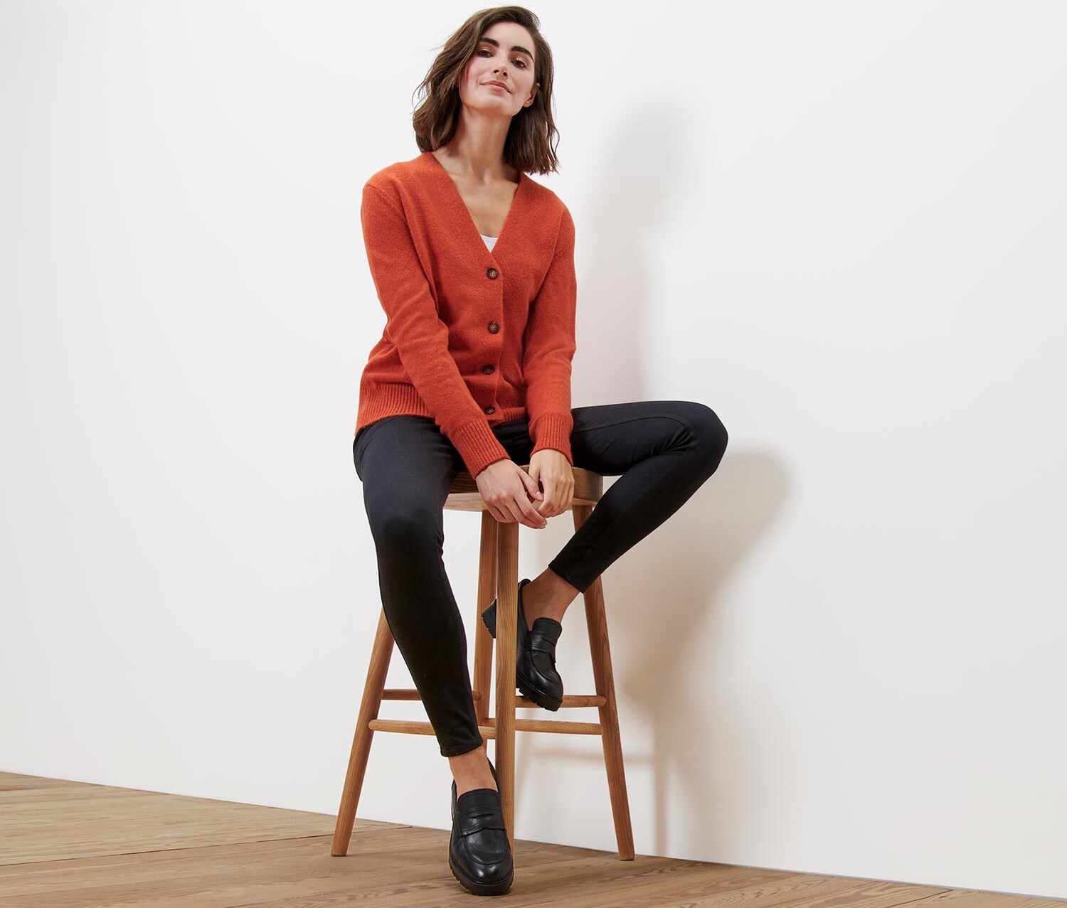 Кардиган с V-образным вырезом Tchibo, оранжевый
Кардиган с V-образным вырезом Tchibo, оранжевый