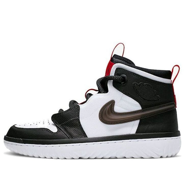 Кроссовки 1 реагируют высоко Air Jordan, белый
Кроссовки 1 реагируют высоко Air Jordan, белый