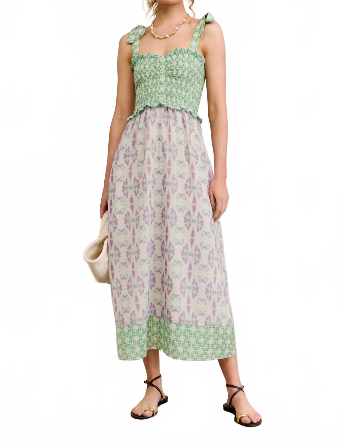 Платье Thandi Tribal Ink Blot в зеленом цвете CABALLERO
Платье Thandi Tribal Ink Blot в зеленом цвете CABALLERO