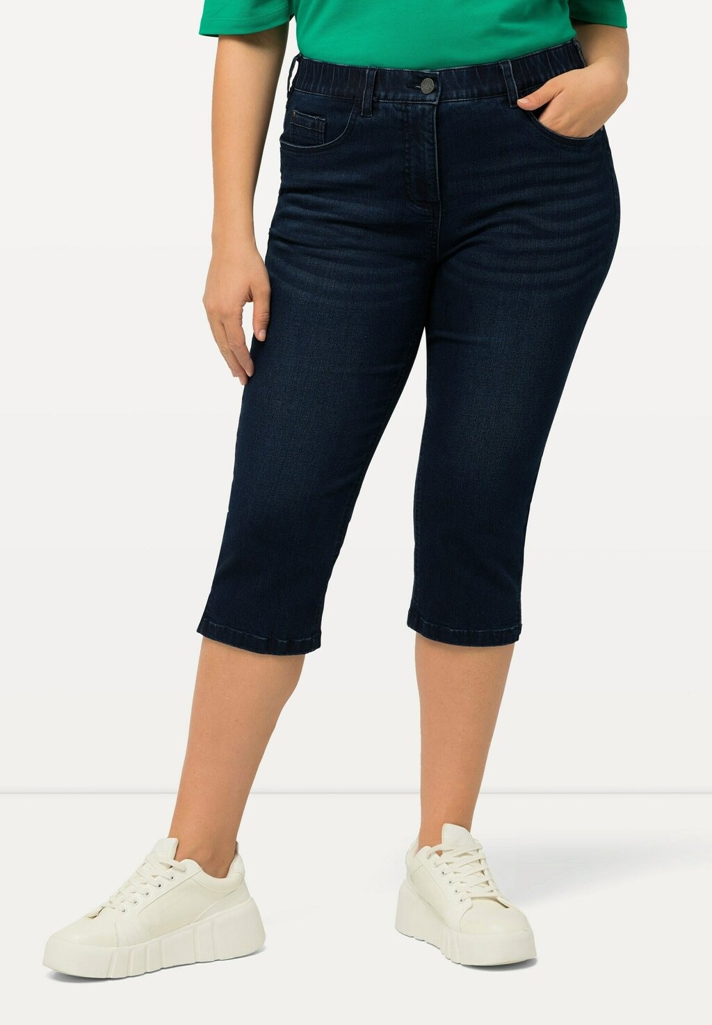 Джинсовые шорты CORSAIRE SARAH 5 POCHES AVEC BAS DE JAMBE FENDU Ulla Popken, цвет Mottled Light Grey
Джинсовые шорты CORSAIRE SARAH 5 POCHES AVEC BAS DE JAMBE FENDU Ulla Popken, цвет Mottled Light Grey