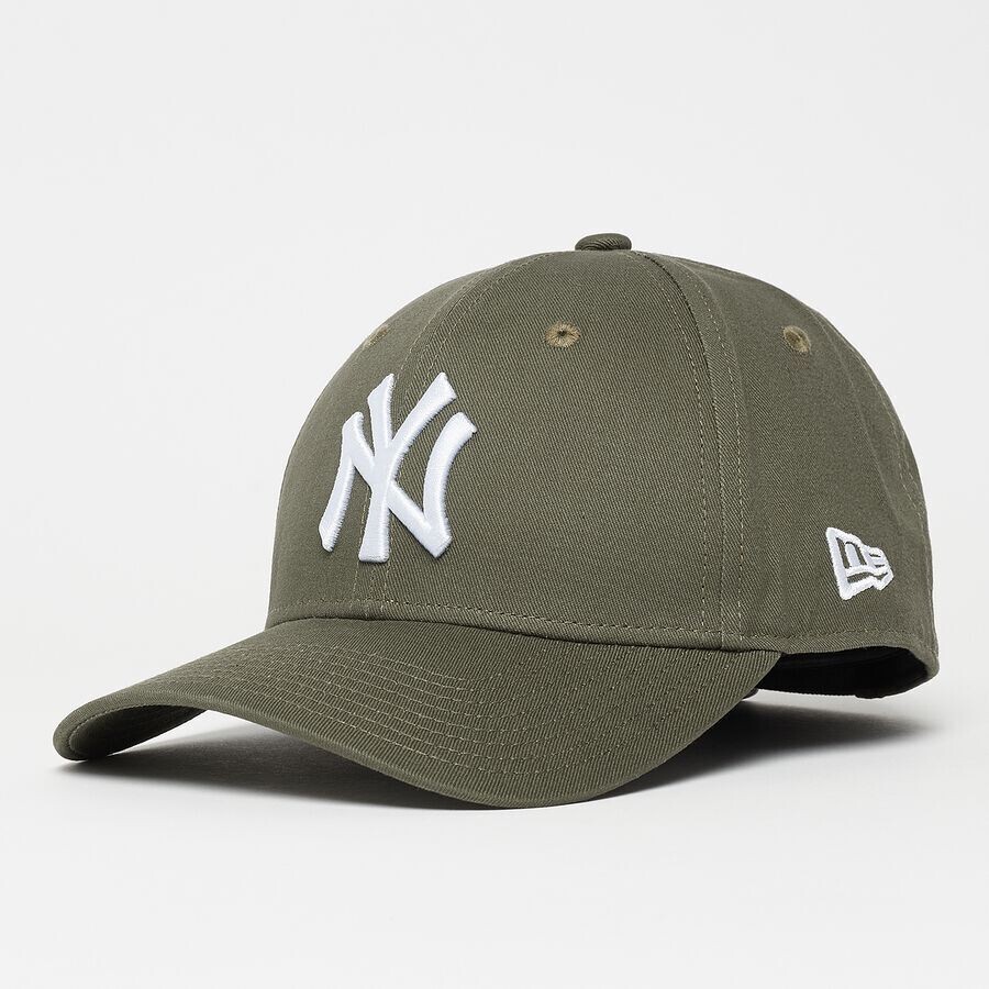 Бейсболка 9Forty MLB New York Yankees Essential New Era, цвет new olive
Бейсболка 9Forty MLB New York Yankees Essential New Era, цвет new olive