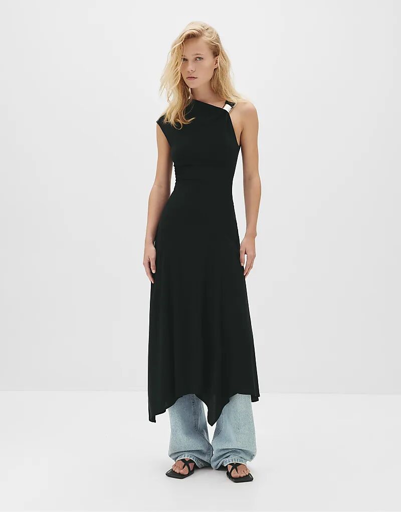 Платье миди Pull&Bear Buckle черного цвета
Платье миди Pull&Bear Buckle черного цвета