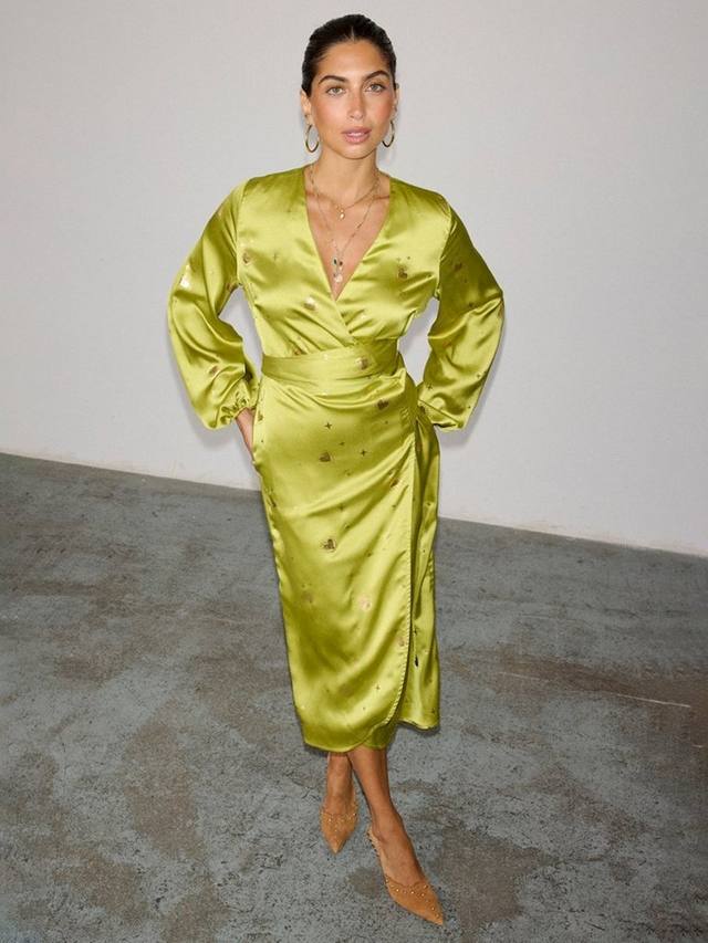 Платье с запахом в виде сердечек Never Fully Dressed, цвет Lime
Платье с запахом в виде сердечек Never Fully Dressed, цвет Lime