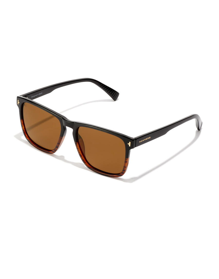 HAWKERS - Солнцезащитные очки для мужчин и женщин - DUST POLARIZED BLACK OLIVE, Коричневый, HAWKERS - Солнцезащитные очки для мужчин и женщин - DUST POLARIZED BLACK OLIVE
HAWKERS - Солнцезащитные очки для мужчин и женщин - DUST POLARIZED BLACK OLIVE, Коричневый, HAWKERS - Солнцезащитные очки для мужчин и женщин - DUST POLARIZED BLACK OLIVE