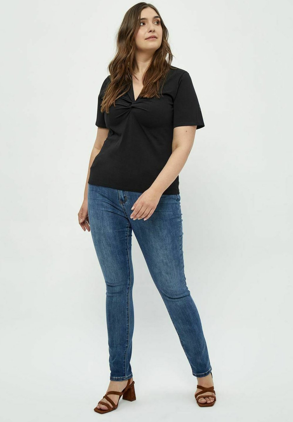 Футболка с принтом PCNINA PEPPERCORN, черный
Футболка с принтом PCNINA PEPPERCORN, черный