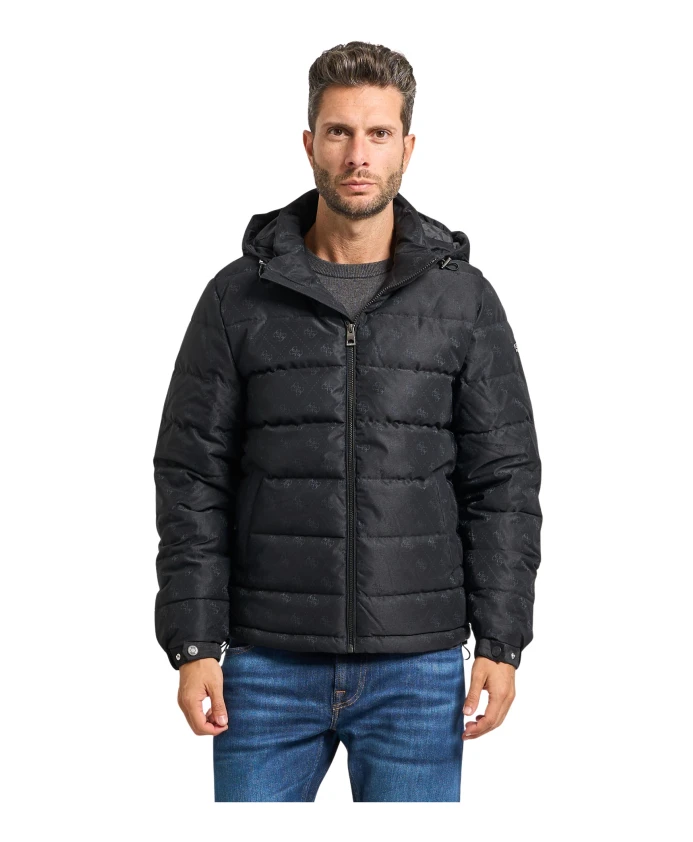 Черная пуховая куртка с капюшоном и монограммой. Guess, черный
Черная пуховая куртка с капюшоном и монограммой. Guess, черный