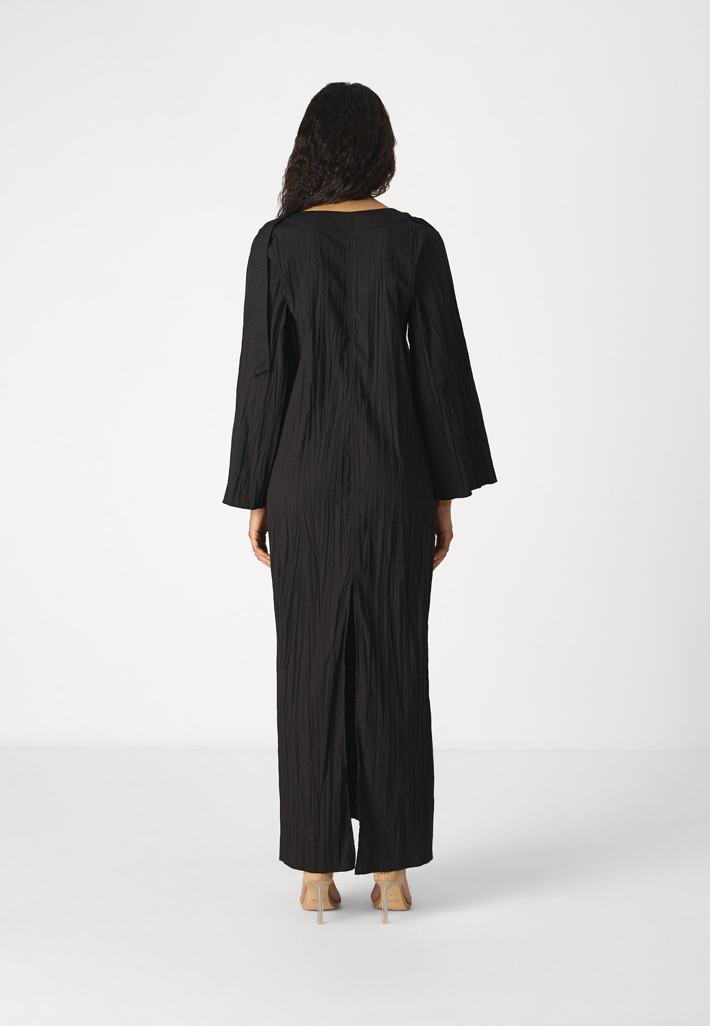 Платье макси TRACE Libertine-Libertine, черный
Платье макси TRACE Libertine-Libertine, черный