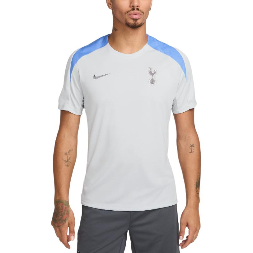 Футболка Tottenham Hotspur Strike мужская Dri FIT с коротким рукавом Nike, белый
Футболка Tottenham Hotspur Strike мужская Dri FIT с коротким рукавом Nike, белый