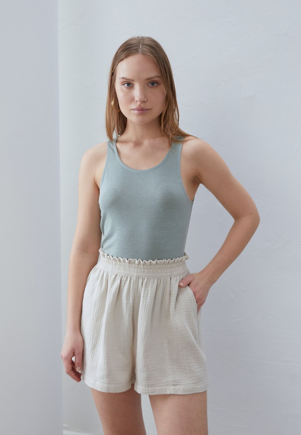 Топ LINEN BLEND Anna Field, светло-зеленый
Топ LINEN BLEND Anna Field, светло-зеленый