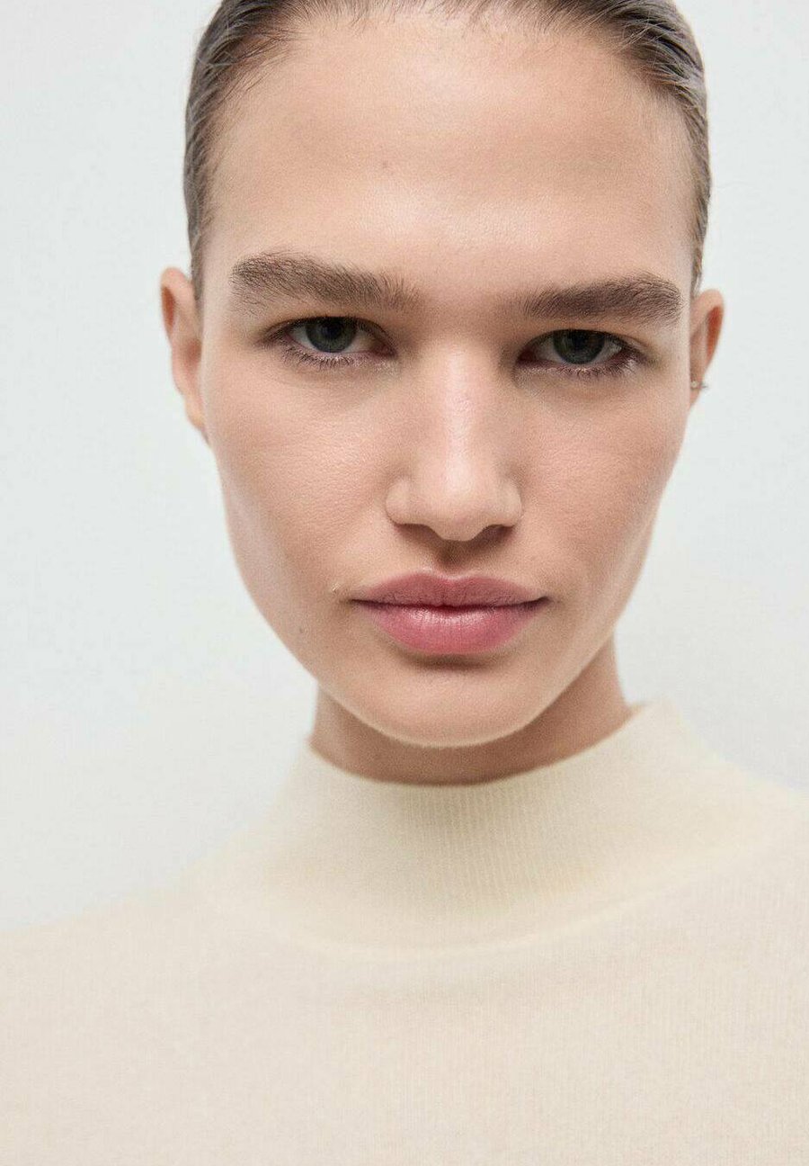 Джемпер Mango Jumper, Off-White
Джемпер Mango Jumper, Off-White