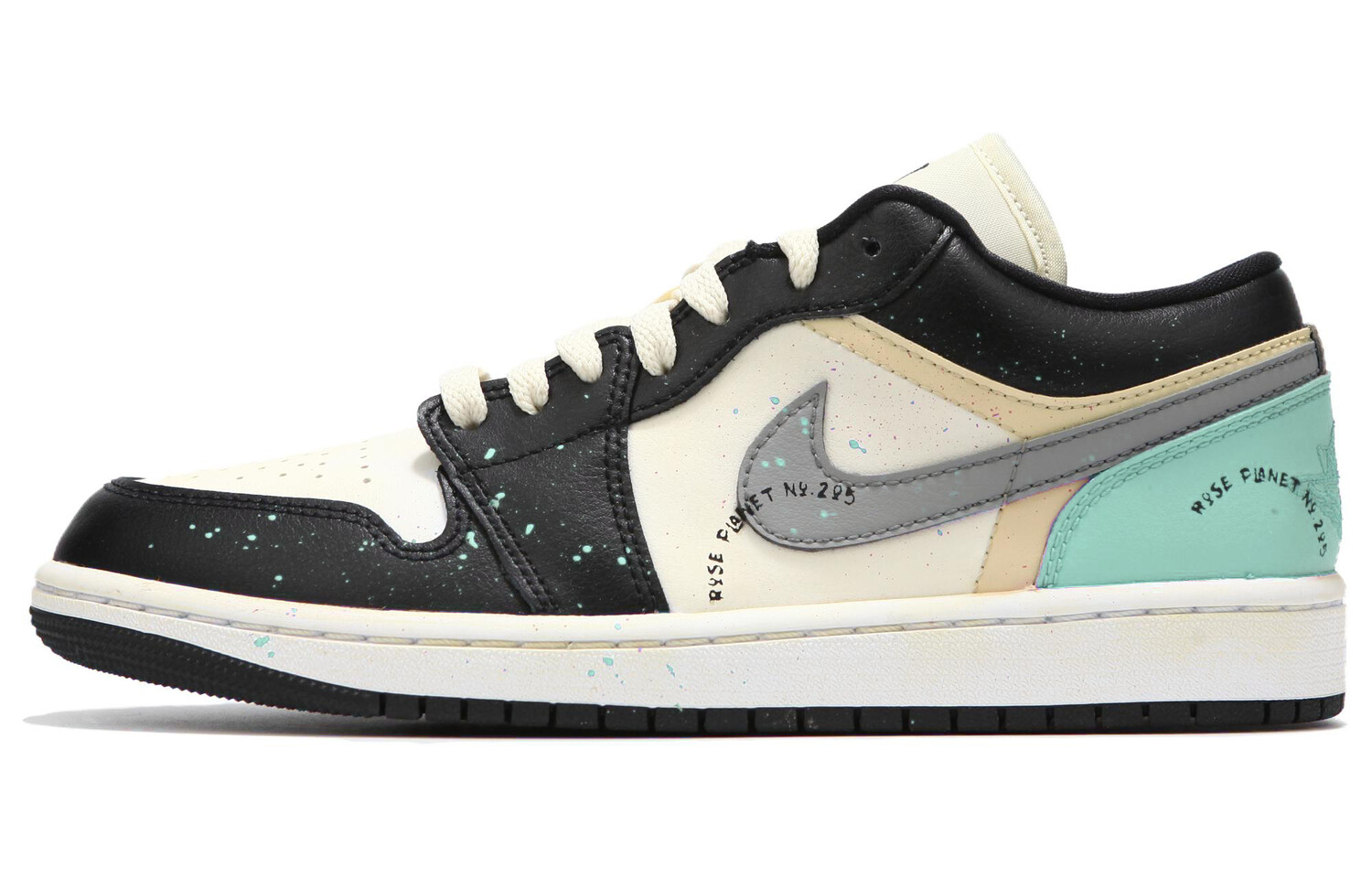 Кроссовки Air Jordan 1 Vintage Basketball Shoes Women's Low-top Tiffany Green, цвет Emerald
Кроссовки Air Jordan 1 Vintage Basketball Shoes Women's Low-top Tiffany Green, цвет Emerald