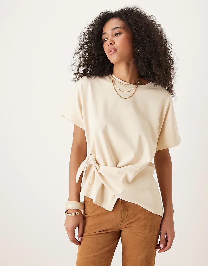 Футболка Mango с завязкой на талии, ребристая, желтого цвета
Футболка Mango с завязкой на талии, ребристая, желтого цвета