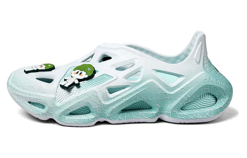 Мужчины на столбе Peak
Мужчины на столбе Peak