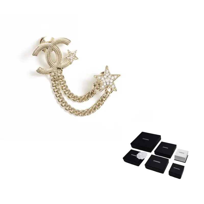 CHANEL Кристальные броши Women's Gold
CHANEL Кристальные броши Women's Gold