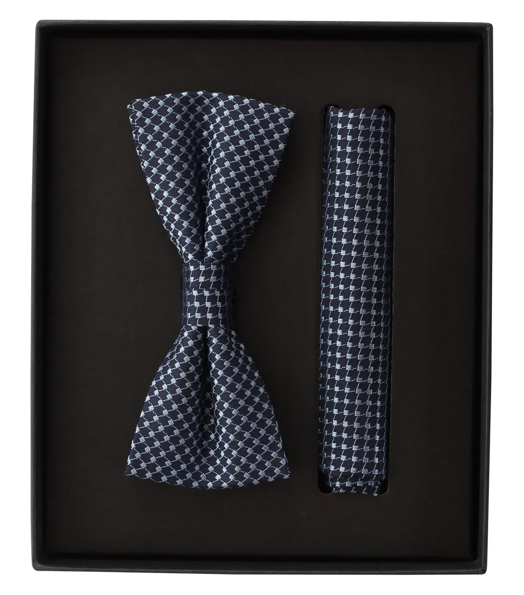 Галстук-бабочка VENTI "Комплект из галстука-бабочки и нагрудного платка VENTI с рисунком", синий
Галстук-бабочка VENTI "Комплект из галстука-бабочки и нагрудного платка VENTI с рисунком", синий