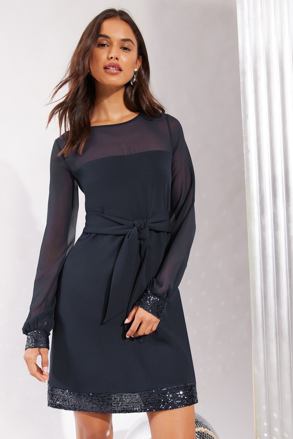 Мини платье с длинными рукавами и отделкой пайетками Friends Like These, синий
Мини платье с длинными рукавами и отделкой пайетками Friends Like These, синий