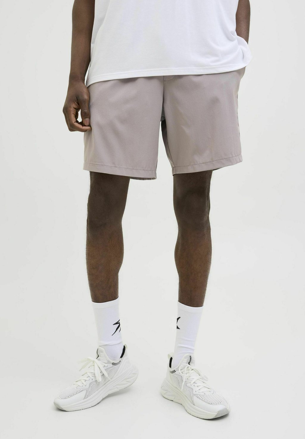 Спортивные шорты Jack & Jones Performance, серый
Спортивные шорты Jack & Jones Performance, серый