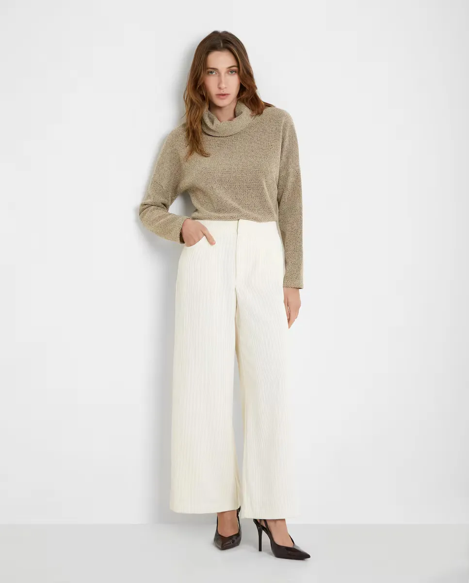 Женский жаккардовый свитер с воротником-плиссе Trucco, естественный
Женский жаккардовый свитер с воротником-плиссе Trucco, естественный